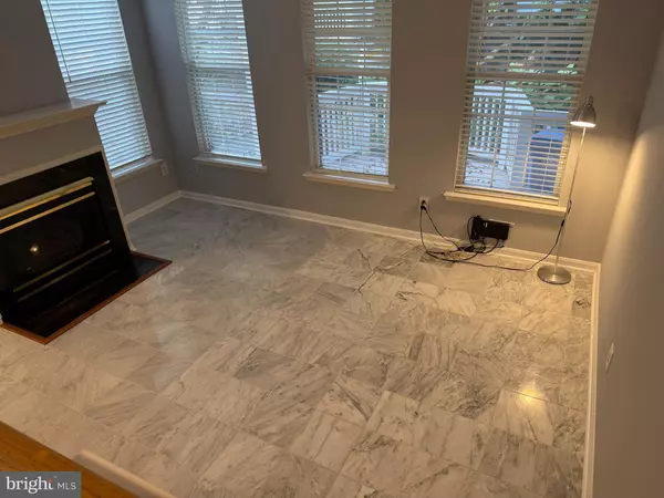 Germantown, MD 20874,13 CRUSADER CT