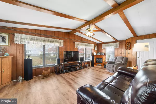 North Wales, PA 19454,252 FAWN VALLEY CT