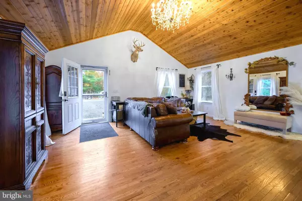 Southampton, NJ 08088,144 BURRS MILL RD