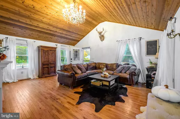 Southampton, NJ 08088,144 BURRS MILL RD