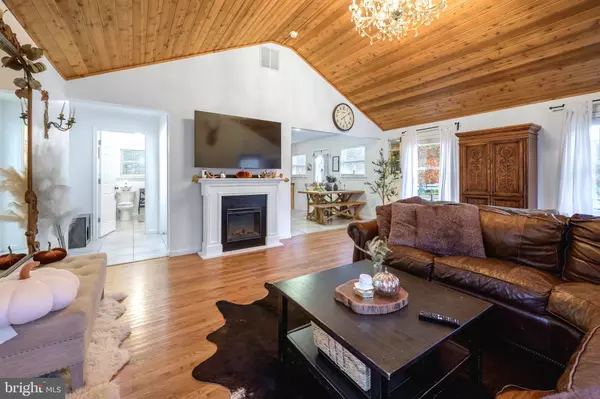 Southampton, NJ 08088,144 BURRS MILL RD