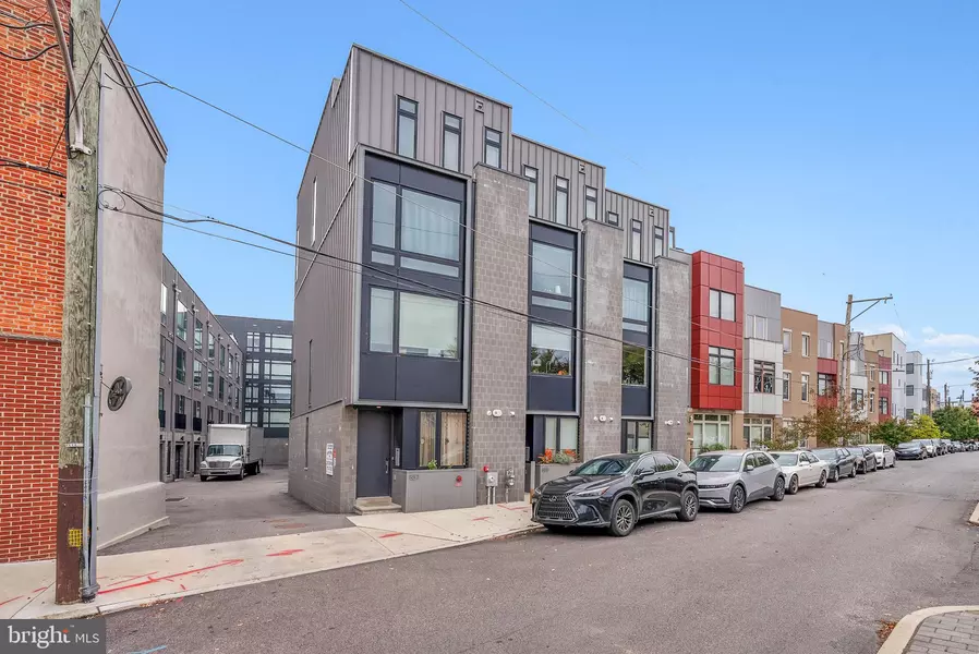 306 POPLAR ST, Philadelphia, PA 19123