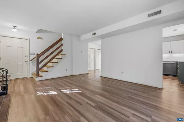 Charlottesville, VA 22902,50 STONE MILL CT