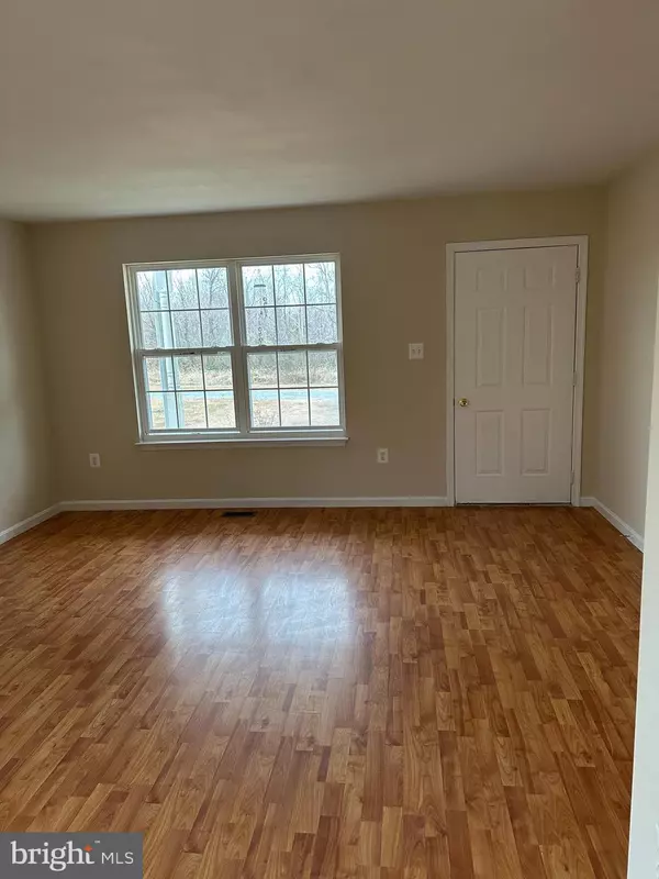 Warsaw, VA 22572,1110 FINCHS HILL ROAD