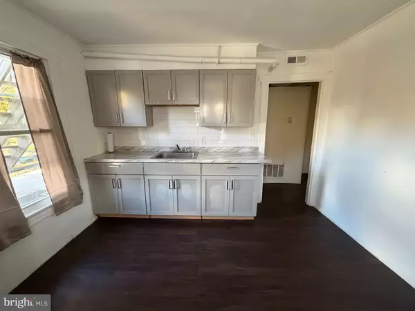 Millville, NJ 08332,112 W MAIN ST #B