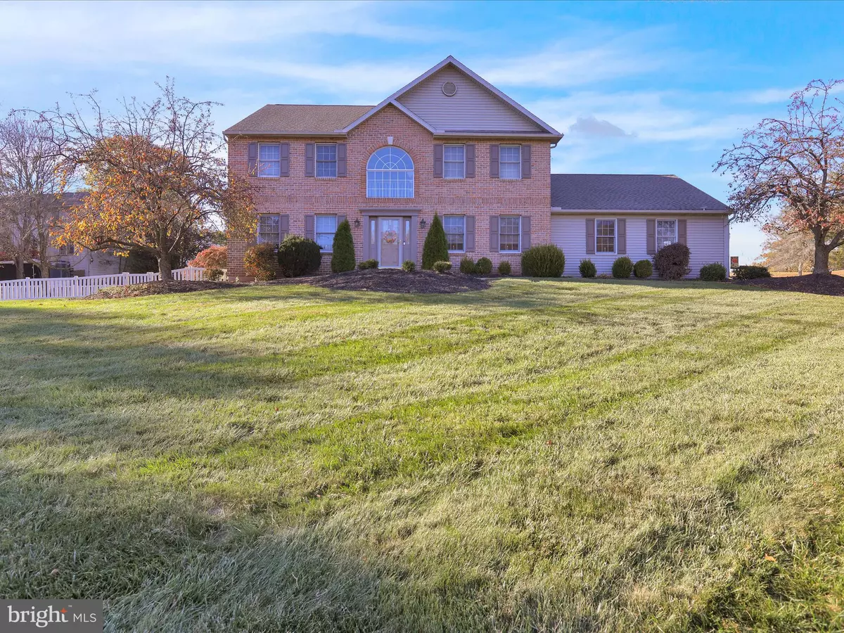 Bernville, PA 19506,11 FAIRWAY DR