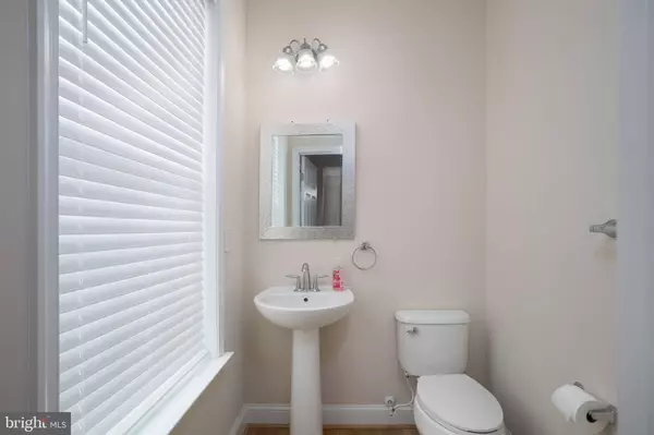 Denton, MD 21629,327 SYDNEY LN