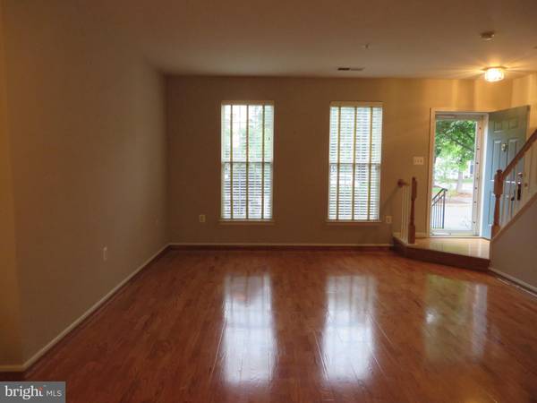 Alexandria, VA 22304,5078 DONOVAN DR