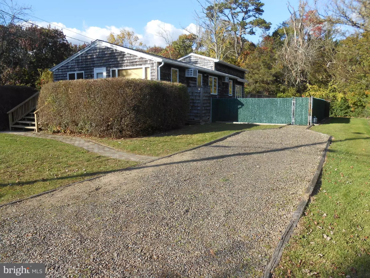 Manahawkin, NJ 08050,26 LITTLEWORTH RD