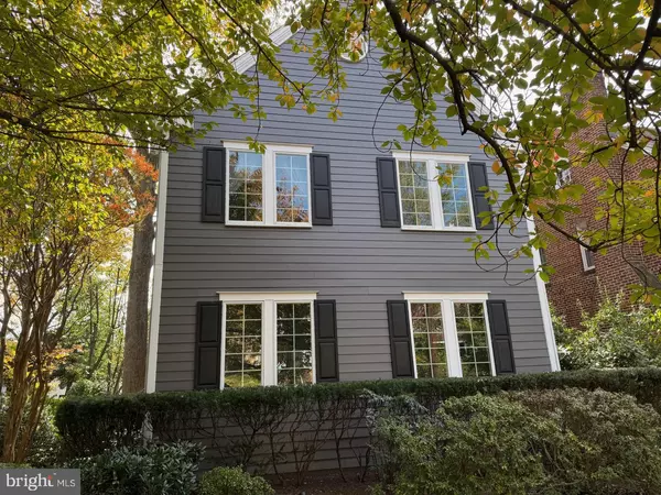 Washington, DC 20016,4920 BUTTERWORTH PL NW