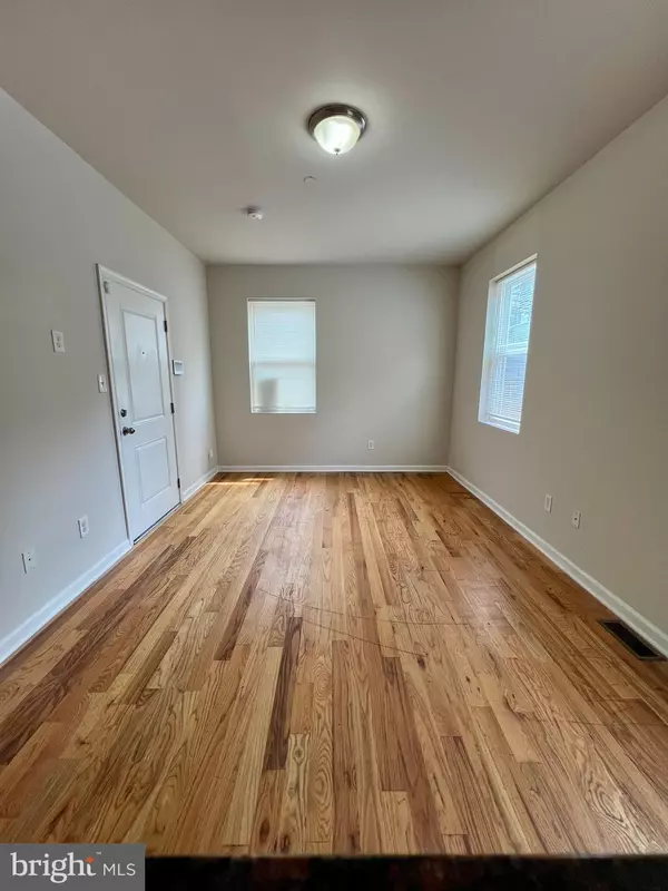 Philadelphia, PA 19121,2106 N 17TH ST #2