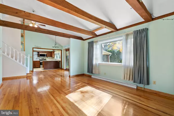 Easton, PA 18045,3772 FLEETWOOD DR