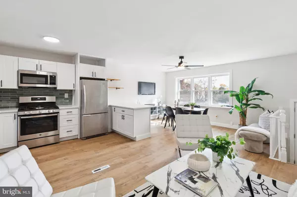 Philadelphia, PA 19154,10852 RAYLAND RD