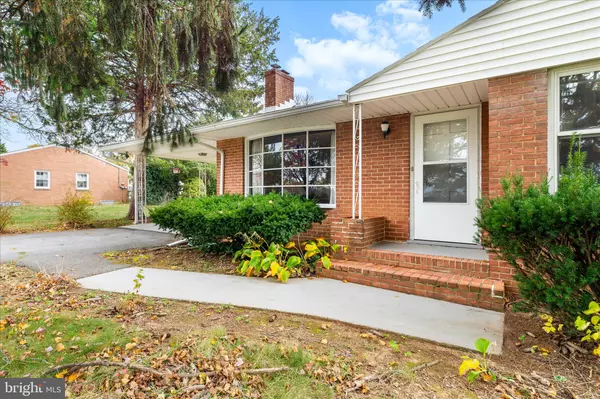 Hagerstown, MD 21740,10041 DOWNSVILLE PIKE