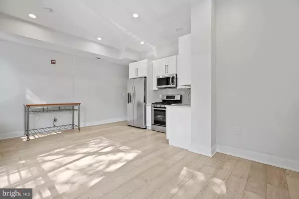 Washington, DC 20012,7129 GEORGIA AVE NW #4