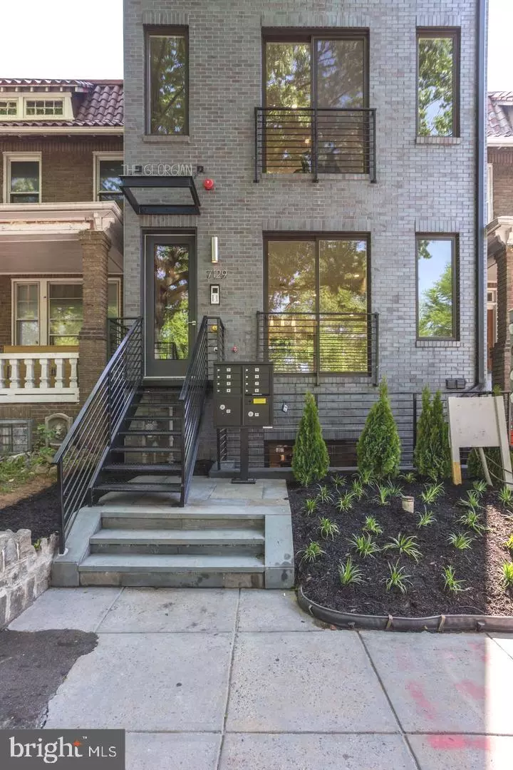 Washington, DC 20012,7129 GEORGIA AVE NW #4