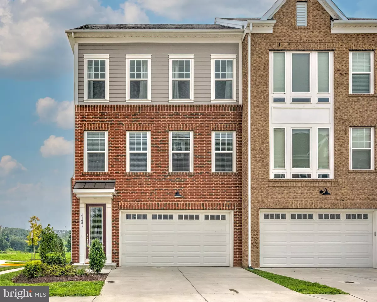 Leesburg, VA 20175,43009 LOST FARM TER