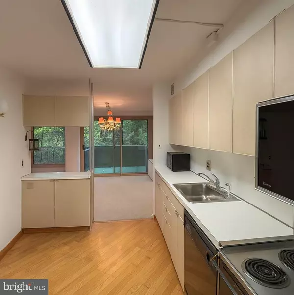 Wynnewood, PA 19096,1001 CITY AVE #E-223