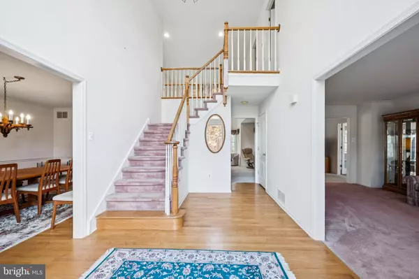 Southampton, NJ 08088,32 CONSTITUTION DR