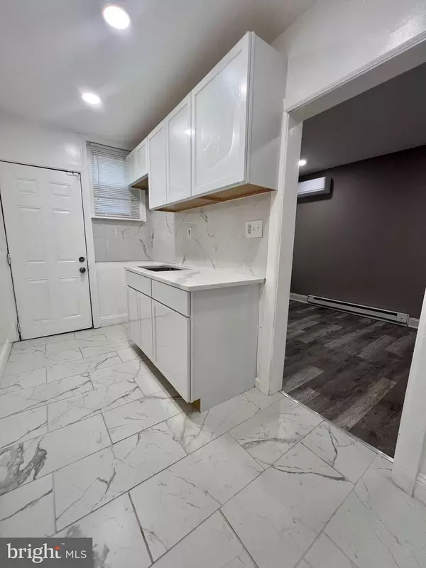 Philadelphia, PA 19142,2610 SYLMAR ST