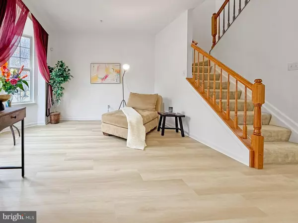 Bowie, MD 20721,10020 JUNIPER DR