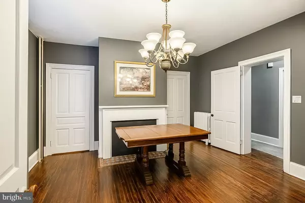 West Chester, PA 19380,300 N PENN ST #P1