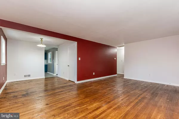 Falls Church, VA 22043,1816 OLNEY RD