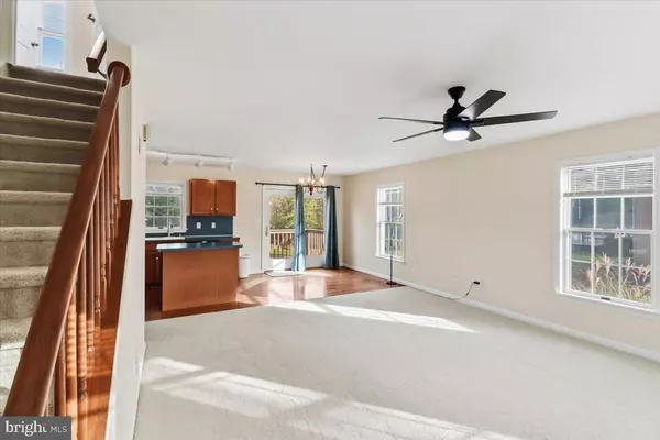 Elverson, PA 19520,52 W MAIN ST