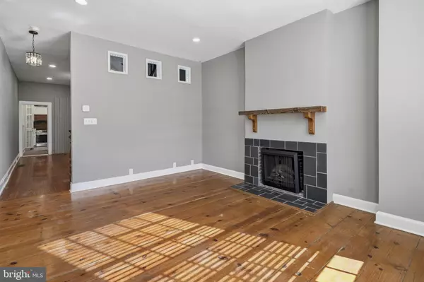 Baltimore, MD 21201,220 W READ ST