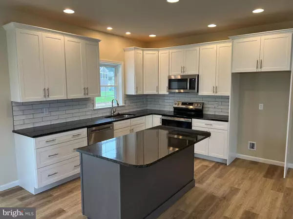 Elizabethtown, PA 17022,123 N. WEST VIEW DR