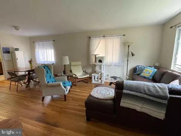 Alexandria, VA 22301,4 E CHAPMAN ST