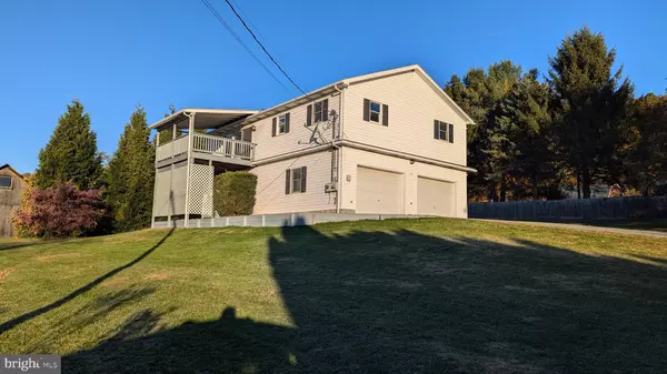 516 N SPRUCE ALY, Aaronsburg, PA 16820