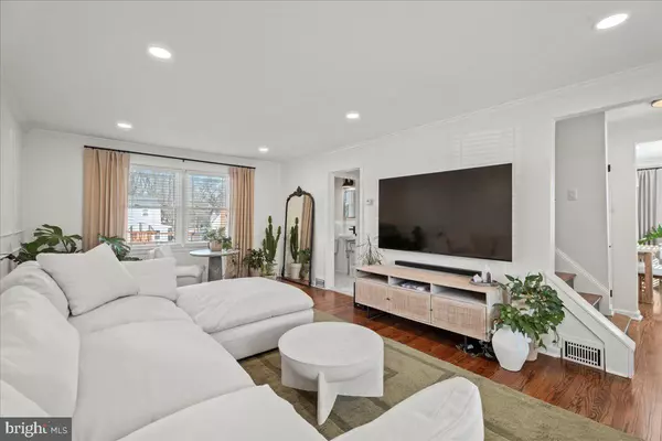 Haddonfield, NJ 08033,310 BRIARWOOD AVE