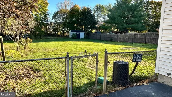 Mount Holly Springs, PA 17065,203 PINE RD