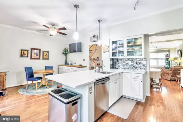 Clifton, VA 20124,13026 COBBLE LN