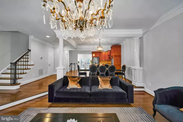 Rockville, MD 20850,9957 FOXBOROUGH CIR