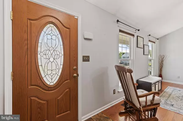 Middle River, MD 21220,5 SNUG LAGOON CT