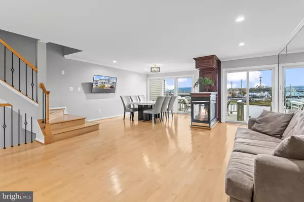 Chesapeake Beach, MD 20732,8074 WINDWARD KEY DR