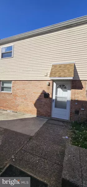 2625 PARKSIDE TER, Brookhaven, PA 19015