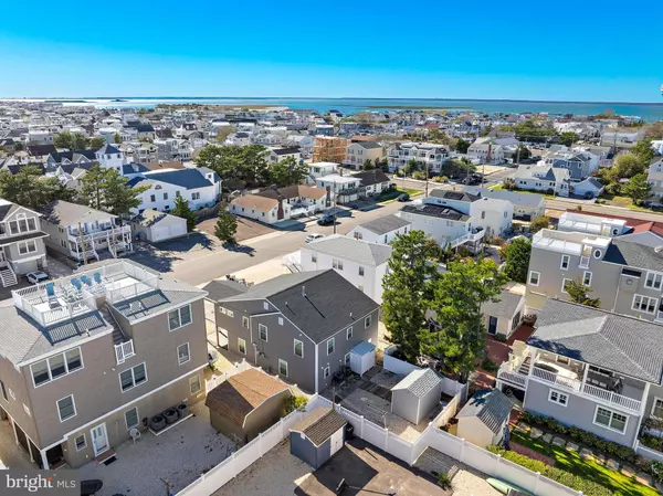 Long Beach Township, NJ 08008,119 E PENNSYLVANIA AVE