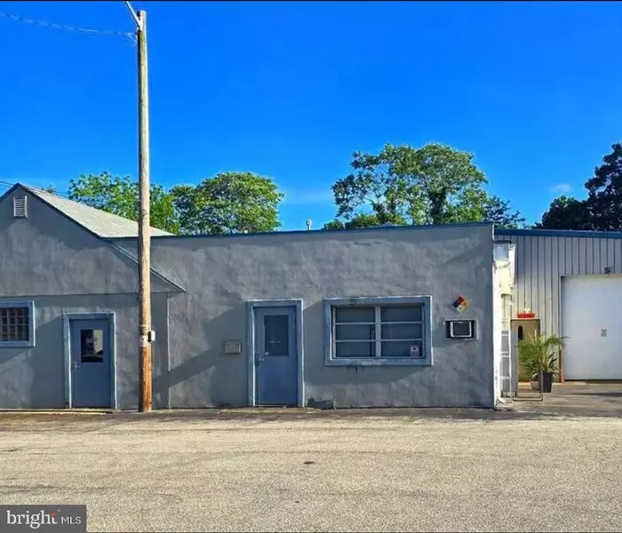 415 W OXFORD ST, Vineland, NJ 08360