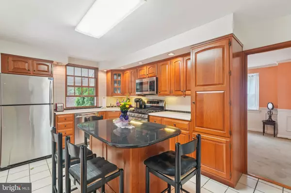 Cheltenham, PA 19012,609 BOYER RD