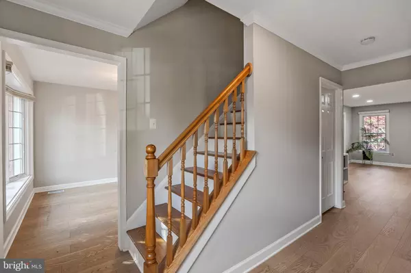 Falls Church, VA 22043,6620 ROSECROFT PL