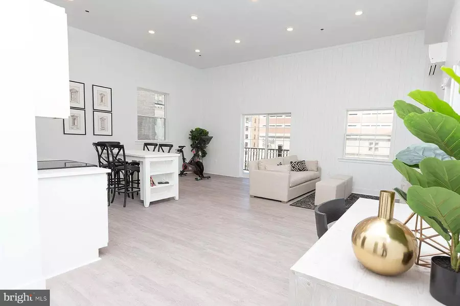 211 SAINT PAUL ST #405, Baltimore, MD 21202