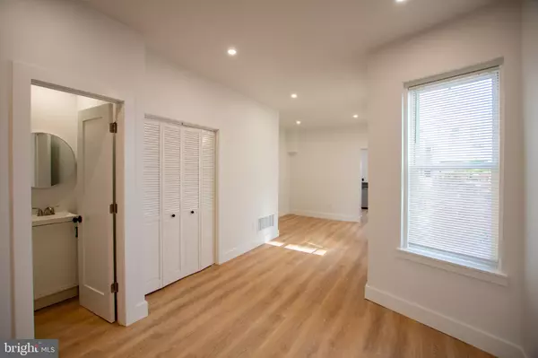 Philadelphia, PA 19145,1644 POINT BREEZE AVE