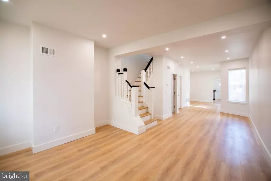 1644 POINT BREEZE AVE, Philadelphia, PA 19145