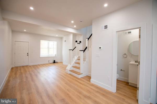 Philadelphia, PA 19145,1644 POINT BREEZE AVE