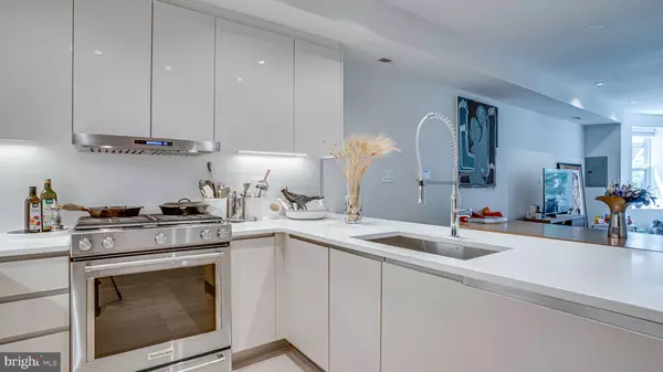 Washington, DC 20001,2003 1ST ST NW #2