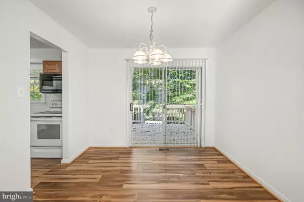 Woodbridge, VA 22193,13828 LONDONDERRY CT