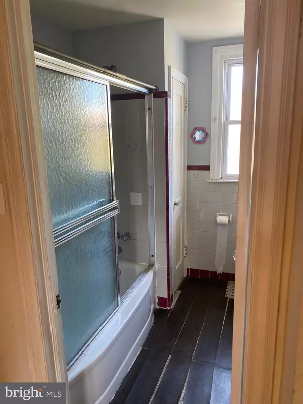 Philadelphia, PA 19124,3946 CLARIDGE ST